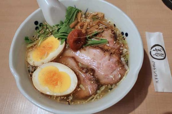 「梅しおらーめん　850円＋チャーシュー増し　200円他」@与ろゐ屋の写真