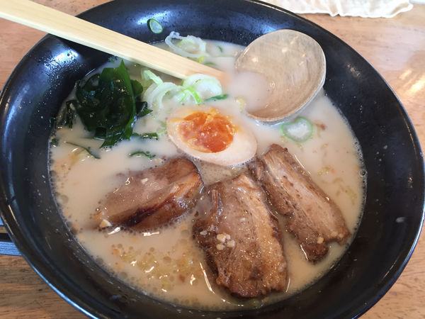 「白湯らーめん」@本郷亭 焼山店の写真