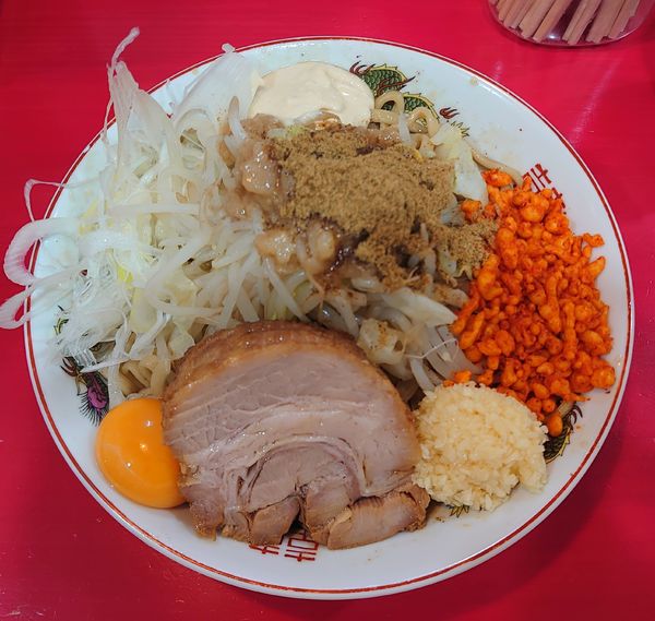 「まぜそば(小)900円」@鷹の目 大宮店の写真