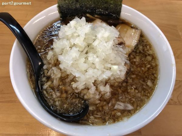 「竹岡式らーめん 刻み玉ねぎ (790円)」@濃厚豚骨ラーメン 岩地家の写真
