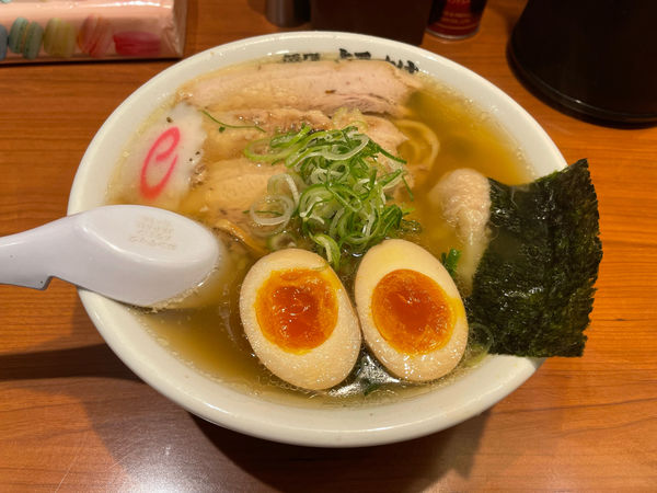 「特製醤油ラーメン」@麺屋 ようすけ 東京ラーメンストリート店の写真