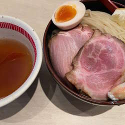 すっごいズワイ蟹の冷やしつけ麺：980円