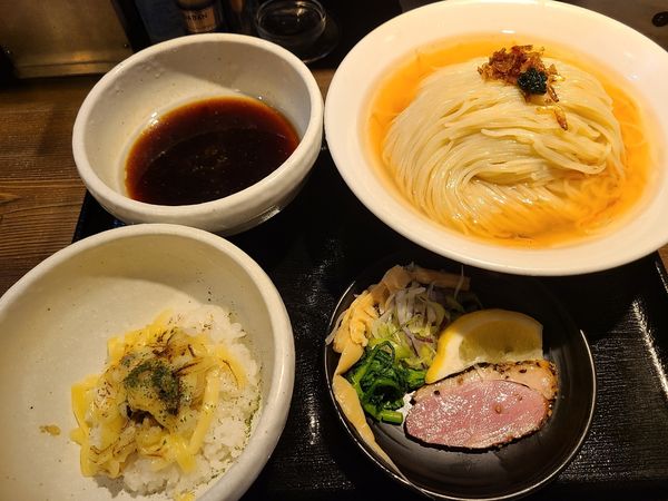 「醤油つけ蕎麦」@鴨出汁中華蕎麦 麺屋yoshikiの写真