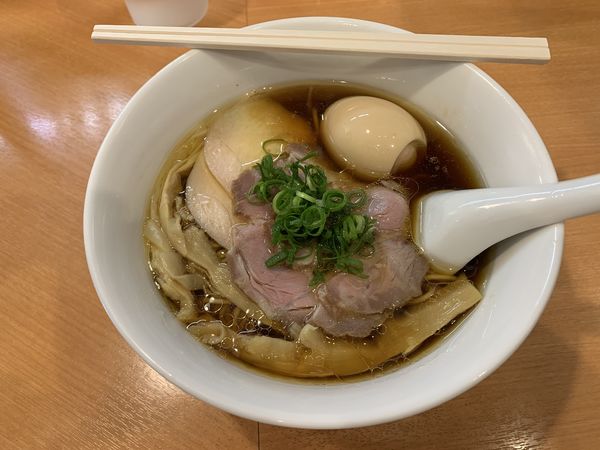 「特製醤油ラーメン 1000円」@らぁ麺 はやし田 池袋店の写真