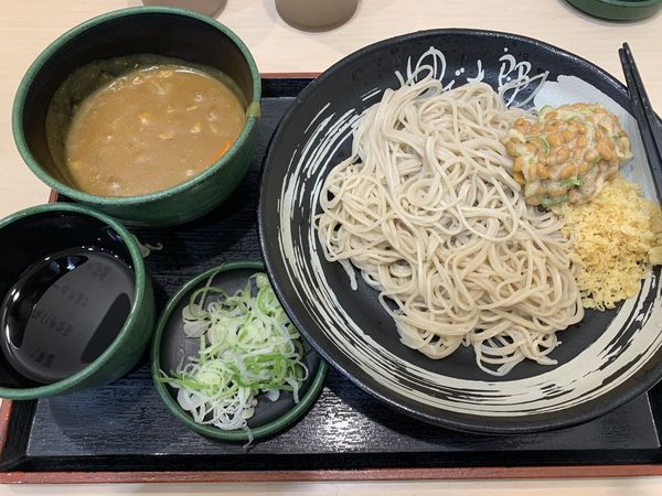 「もり納豆+カレークーポン 440円」@ゆで太郎 池袋2丁目店の写真