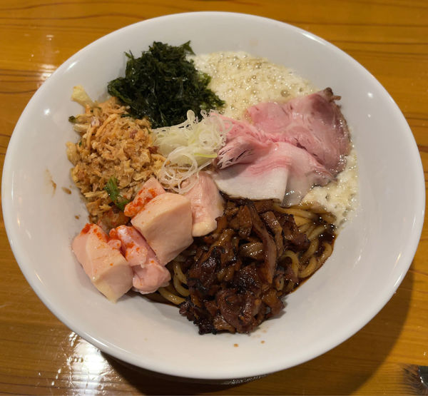 「炭とろろ油そば（1100円）」@鳴尾山芋研究所 フラットブッシュの写真