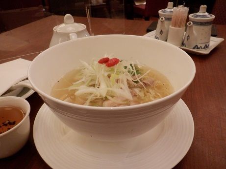 「鶏そば」@虎包 新百合ケ丘エルミロード店の写真