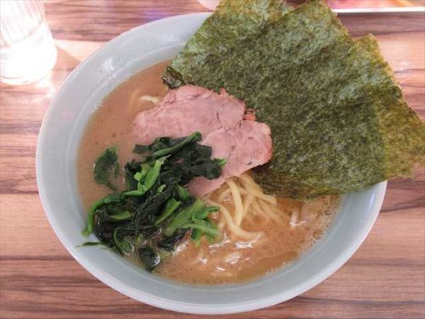 「ラーメン（並）（650円）」@横浜家系ラーメン 武蔵家 東小金井店の写真