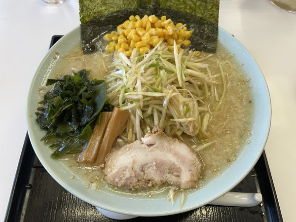 「塩ネギラーメン（中盛）」@ラーメンショップ 北川辺店の写真