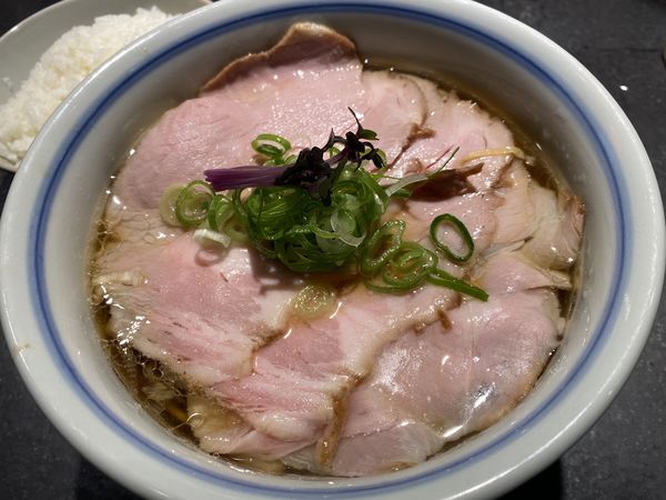 「SUPREME＋白飯」@駄目な隣人 新宿店の写真