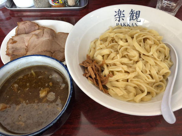 「つけ麺+トッピングチャーシュー」@楽観 武蔵小山の写真