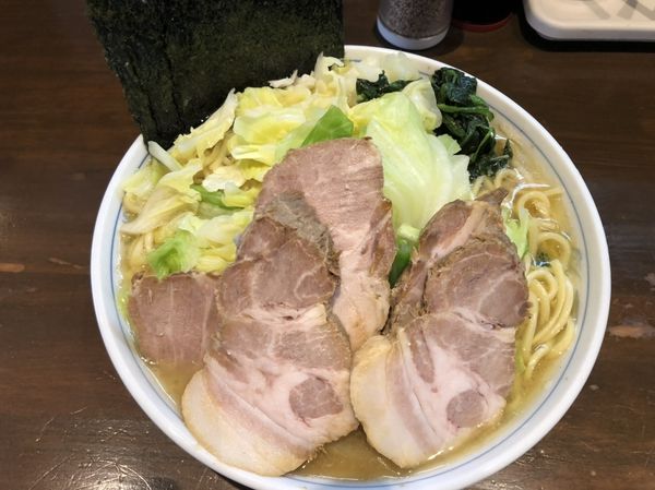 「キャベツチャーシューメン、大盛」@横浜家系ラーメン 中島家の写真