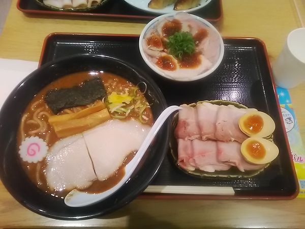 「濃厚中華そば(並)(940円)＋特製(450円)」@松戸富田麺桜の写真