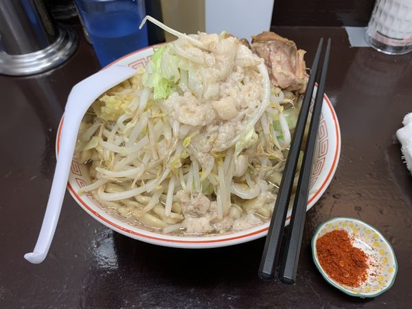 「らーめん+にんにく+しょうが+あぶら+火の粉別皿　800円」@自家製麺 まさき（非乳化） 2号店の写真