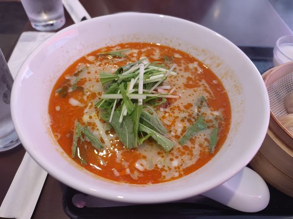 「担々麺＆小籠包セット」@龍香の写真