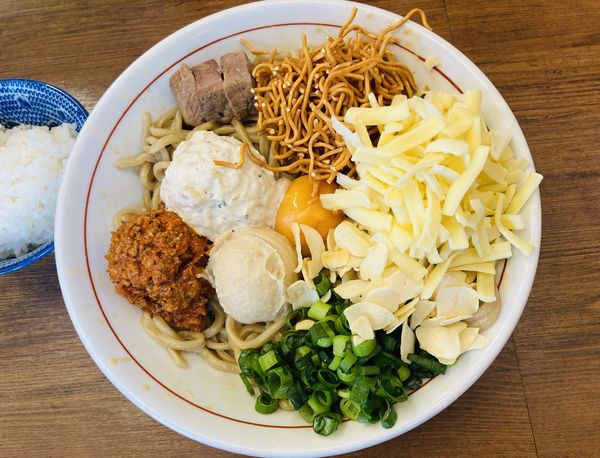 「【限定】俺のガッツ麺(400g)(チーズ・べビスタ・揚げ葫)」@麺屋58の写真