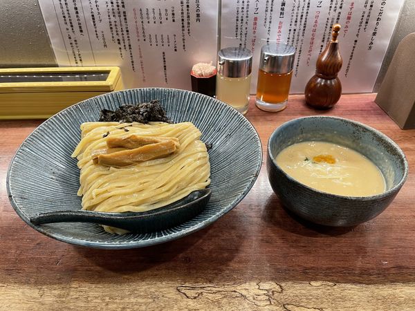 「濃厚ウニクリームつけ麺」@つけ麺 一合 亀戸店の写真