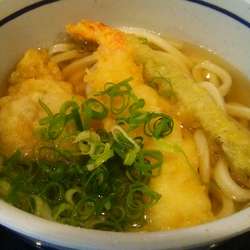温 天ぷらうどん 580円