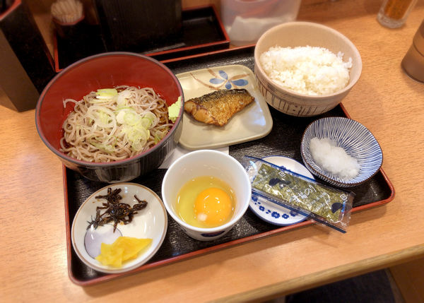 「朝食B・C(420円)」@越後そば 立石店の写真