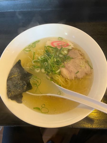 「ラーメン（塩）・チャーハン・餃子２個」@食事処にしやまの写真
