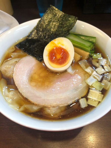 「ラーメン　瓶ビール」@とものもとの写真