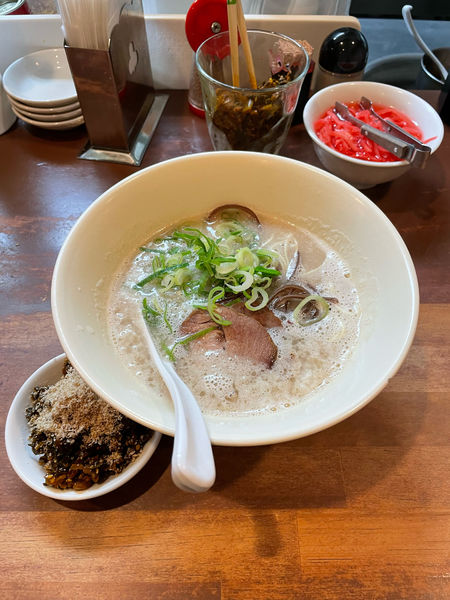 「博多豚骨らーめん」@幸心堂の写真