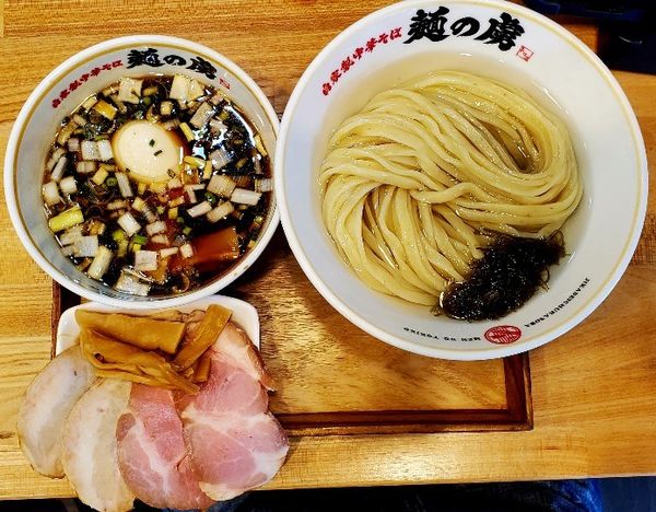 「昆布水つけ麺」@自家製中華そば 麺の虜の写真