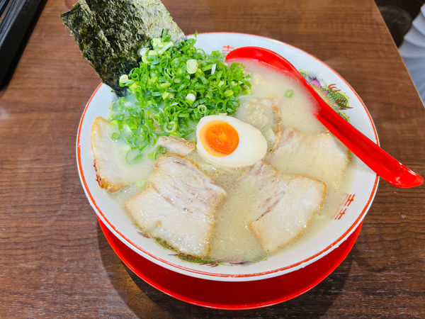 「元祖ワンタンメン」@博多荘の写真