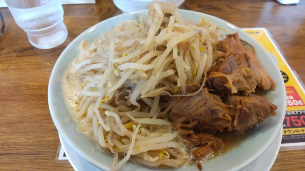 「小ラーメン+ヤサイ、ニンニク」@博多十一番街の写真