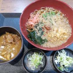 朝中華370円、クーポンでカレールー200円が無料