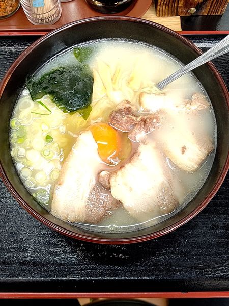 「特製和風とんこつラーメン　450円」@駅南そばの写真