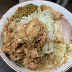 小ラーメン　限定２：カレー　　ほぐし豚