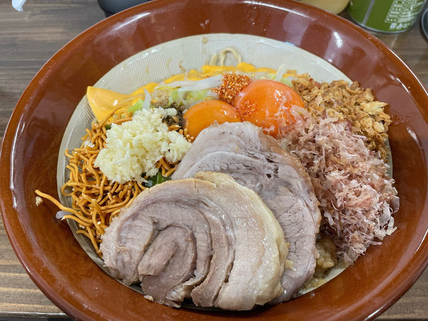 「辛まぜそば大(麺増し)」@ラーメン武丸の写真