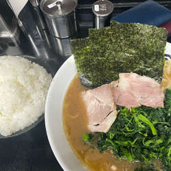 ほうれん草増しラーメン(大)+大ライス