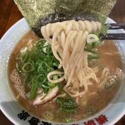 横浜ラーメン　中 790