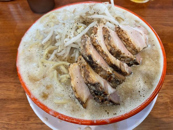 「豚マシラーメン」@らーめん バリ男 行徳店の写真