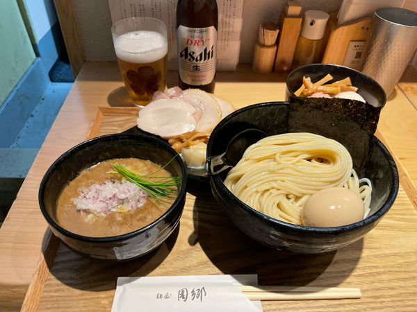 「特製つけ麺　大盛り（250g）¥1300」@麺屋 周郷 新橋店の写真