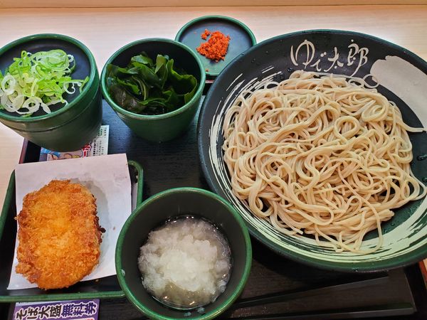 「朝そば・鬼おろし・わかめ変更＋コロッケ」@ゆで太郎 長者町店の写真