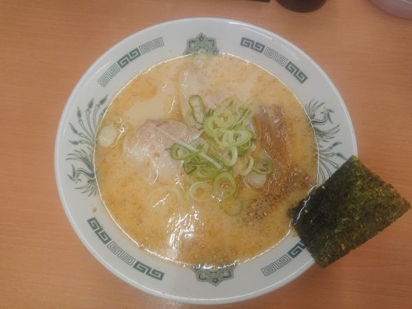 「とんこつラーメン（４５０円）」@日高屋 御徒町南口店の写真
