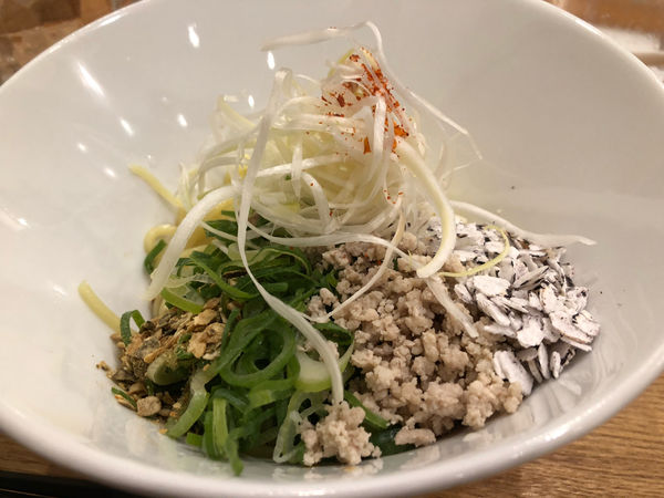 「深夜的中华食堂 × 颯爽-別邸- 期間限定コラボ麺 正宗日中式黑」@颯爽 別邸の写真