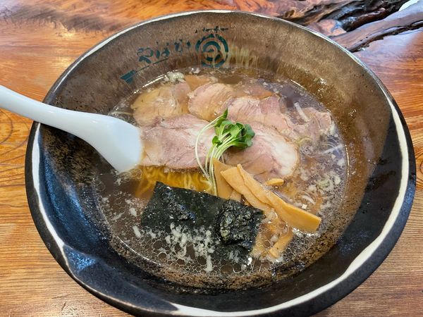 「支那そば醤油　焼豚」@支那そば やなか草の写真