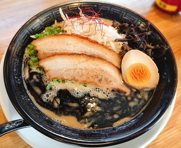 「二代目熊本ラーメン【期間·数量限定】」@二代目 白神の写真