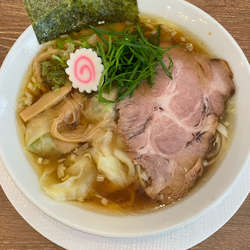 丸鷄醤油わんたん麺