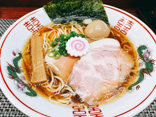 「昔ながらの生醤油麺」@麺や 睡蓮の写真