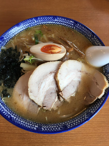 「デラックスらーめん・味噌」@浜一番の写真