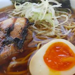 平日ランチ限定ラーメン500円