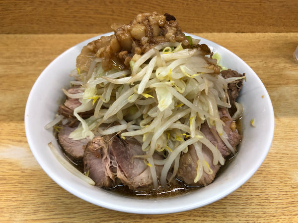 「塩ラーメン小豚」@ラーメン二郎 環七新新代田店の写真