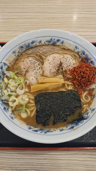 「中華そば+辛味」@次念序 モラージュ菖蒲店の写真