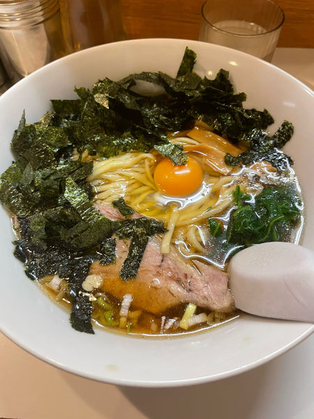 「月見らあめん」@らぁめん ほりうち 新橋店の写真