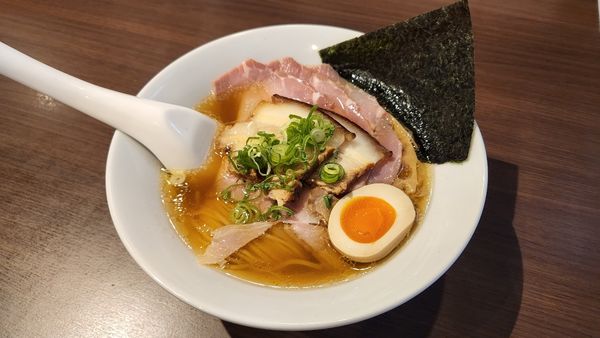 「特性中華」@寿製麺よしかわ 坂戸店の写真